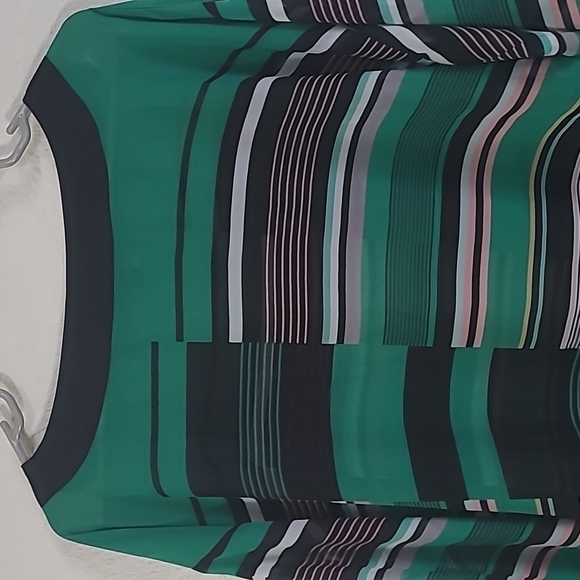 ALFANI Medium Green Multi colored striped blouse - Picture 3 of 7